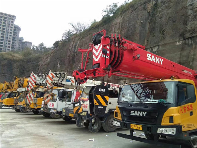 大关县吊车出租按什么计费？台班费、单次费、里程费怎么算？